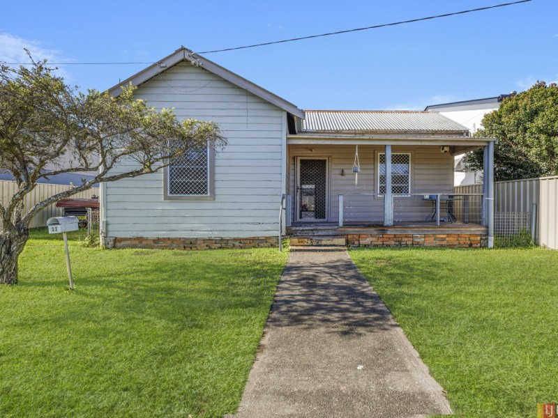 32 Belmore Street, Smithtown NSW 2440