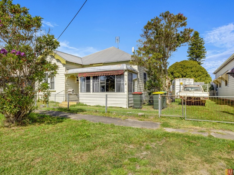 5 Darkwater Street, Gladstone NSW 2440