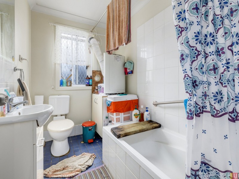 16 Robert Eggins Street, South Kempsey NSW 2440