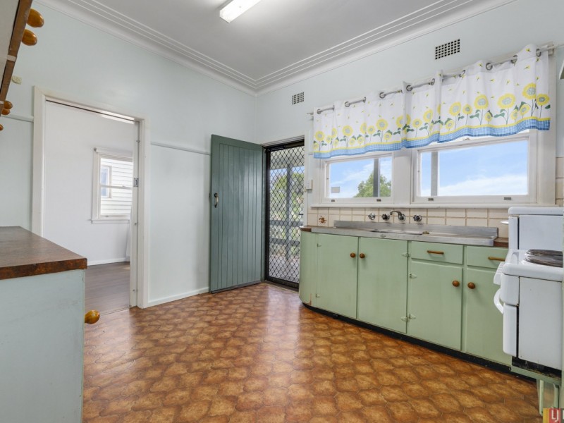 43 Lord Street, East Kempsey NSW 2440