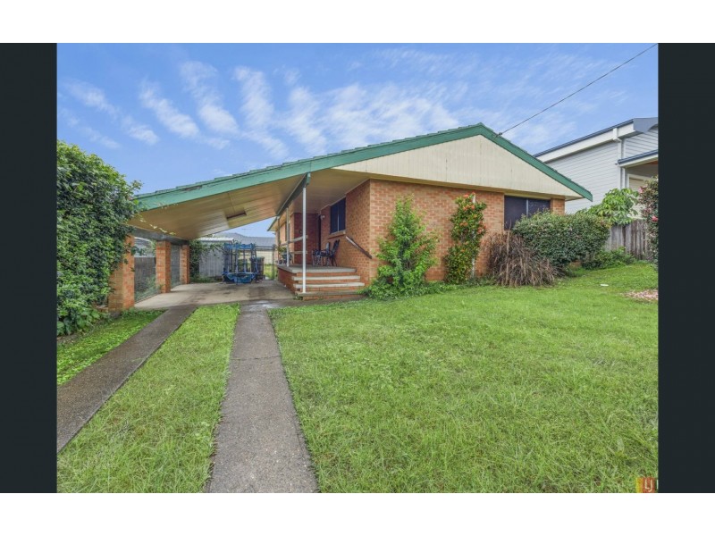 15 Cochrane Street, West Kempsey NSW 2440