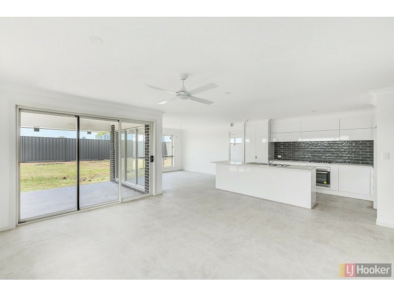 1 Watts Street, West Kempsey NSW 2440
