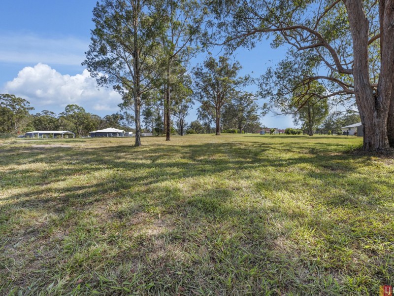 1 Magpie Place, Yarravel NSW 2440