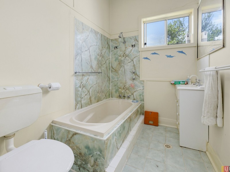 60 Armidale Road, Yarravel NSW 2440