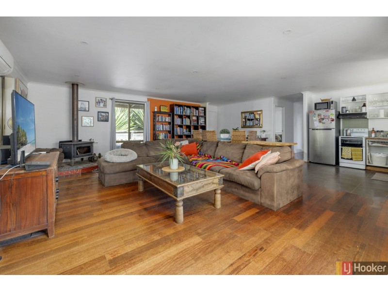 583 Beranghi Road, Crescent Head NSW 2440