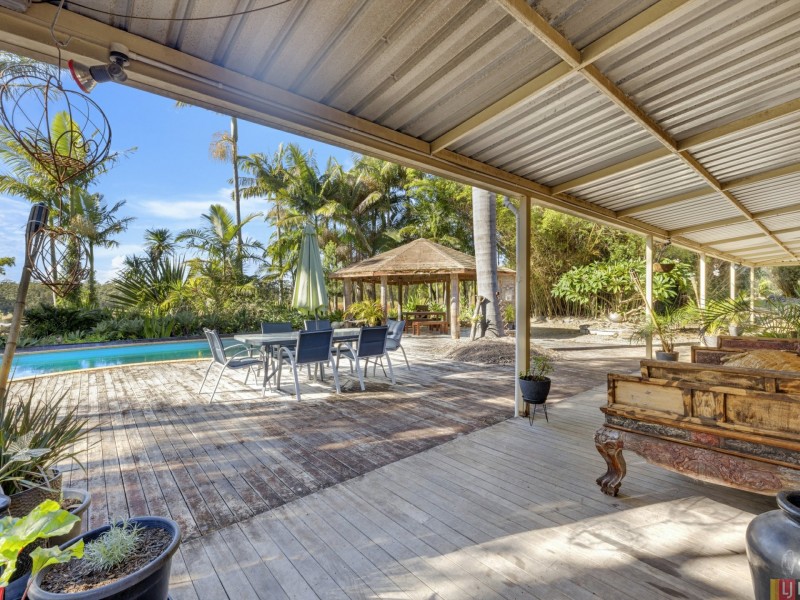 583 Beranghi Road, Crescent Head NSW 2440