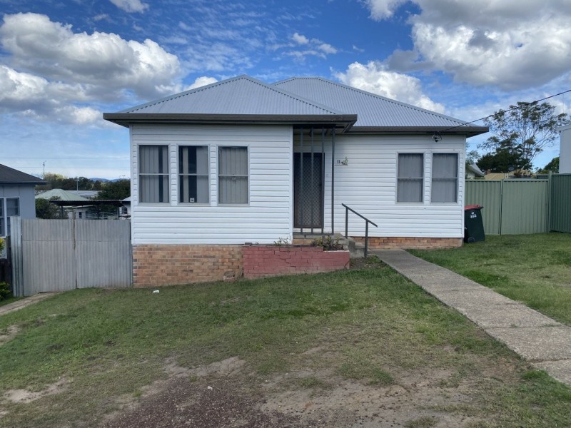 11 Collin Tait Avenue, West Kempsey NSW 2440