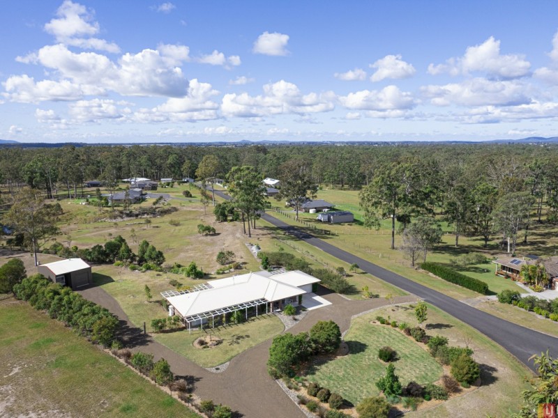 52 Waratah Drive, Yarravel NSW 2440