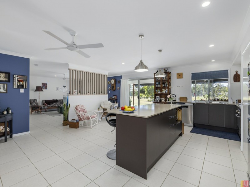 52 Waratah Drive, Yarravel NSW 2440