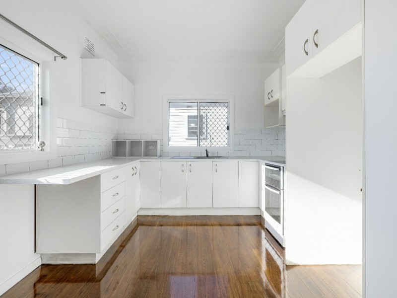 4 Broughton Street, West Kempsey NSW 2440