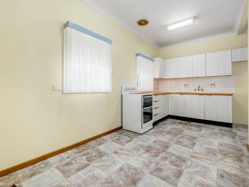 31 Broughton Street, West Kempsey NSW 2440