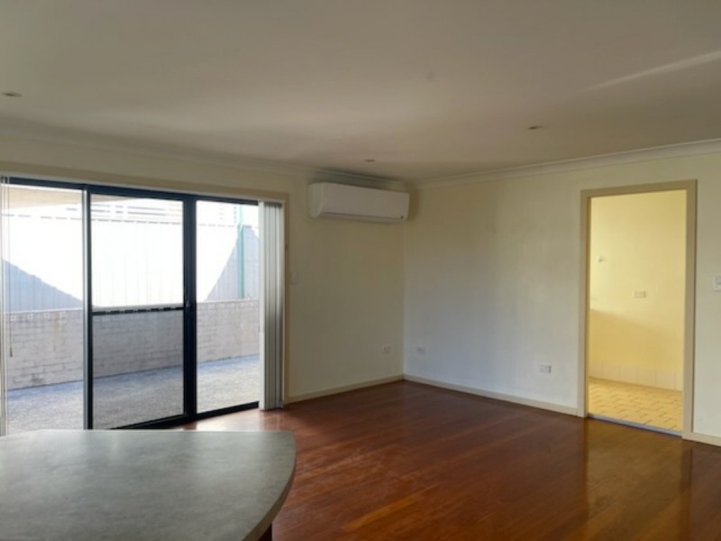 4 Charles Parry Street, Crescent Head NSW 2440