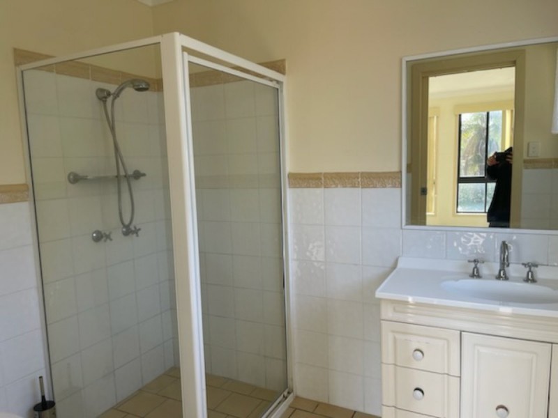 4 Charles Parry Street, Crescent Head NSW 2440