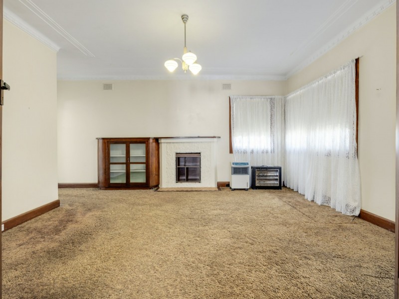 8 Memorial Avenue, Kempsey NSW 2440