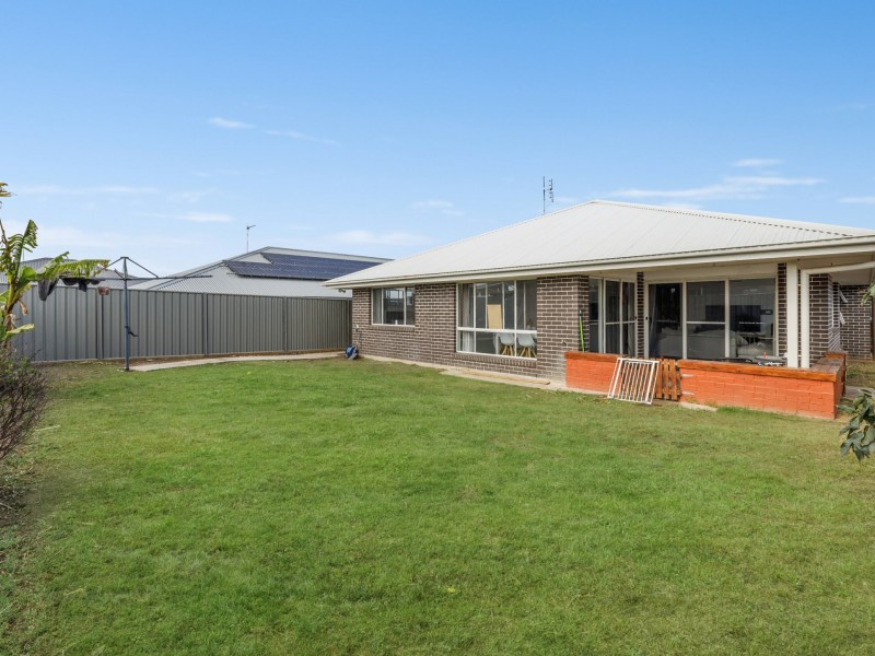 1 Watts Street, West Kempsey NSW 2440