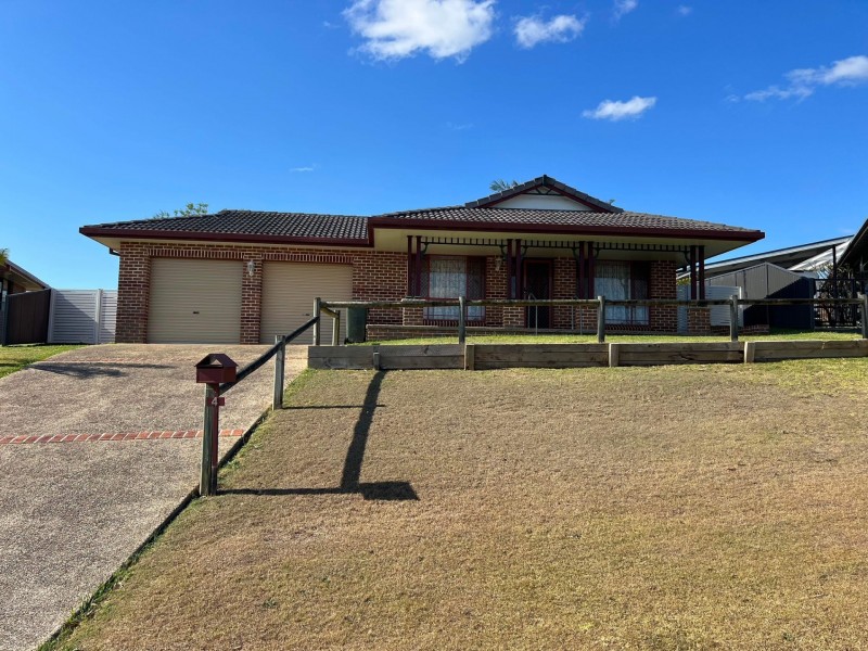 4 Harold Hughes Circuit, Greenhill NSW 2440