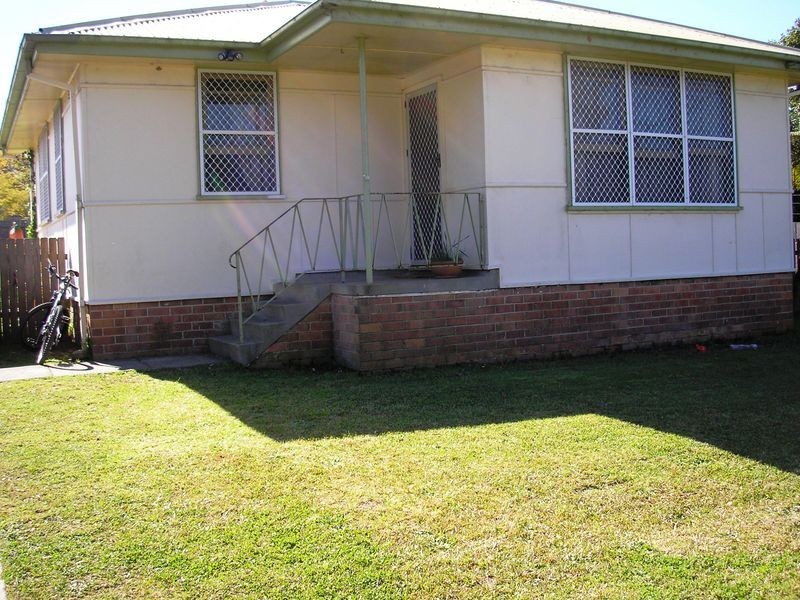 4 Reginald Ward Street, Kempsey NSW 2440
