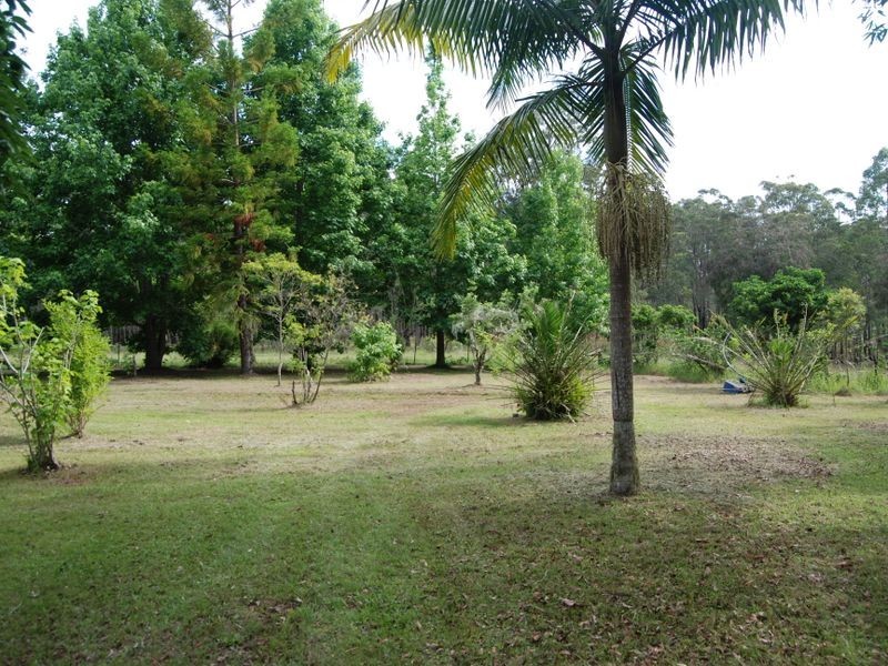 83 Lawrences Road, Temagog NSW 2440