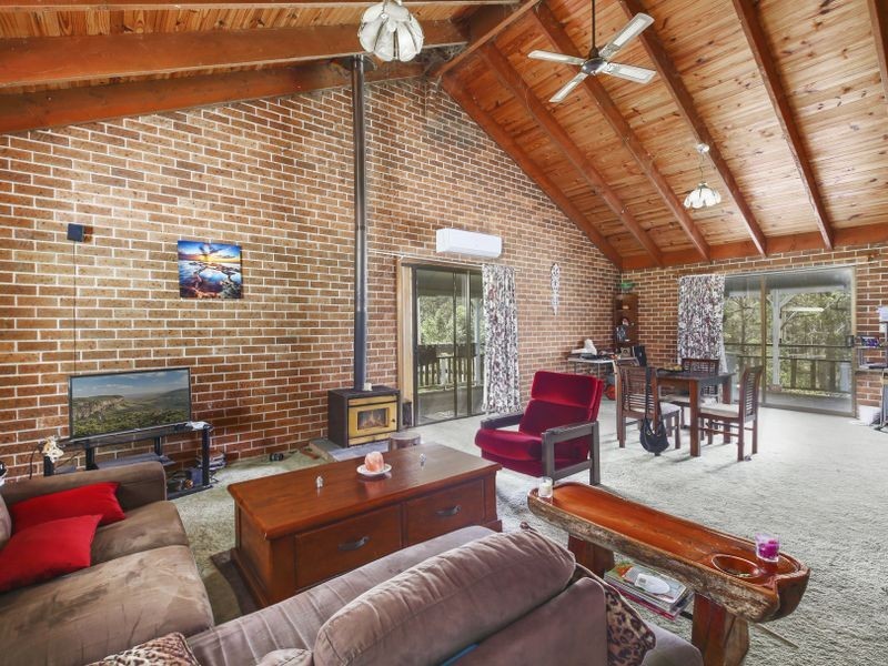 99 Woolshed Gully Road, Temagog NSW 2440