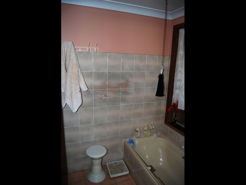 33 Barraganyatti Hut Rd, Stuarts Point NSW 2441