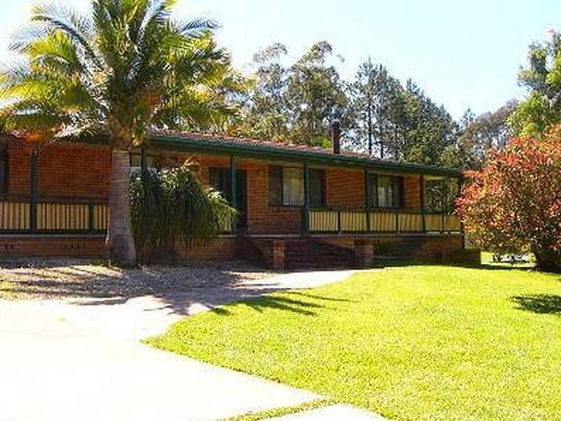 11 Haven Crescent, Yarravel NSW 2440