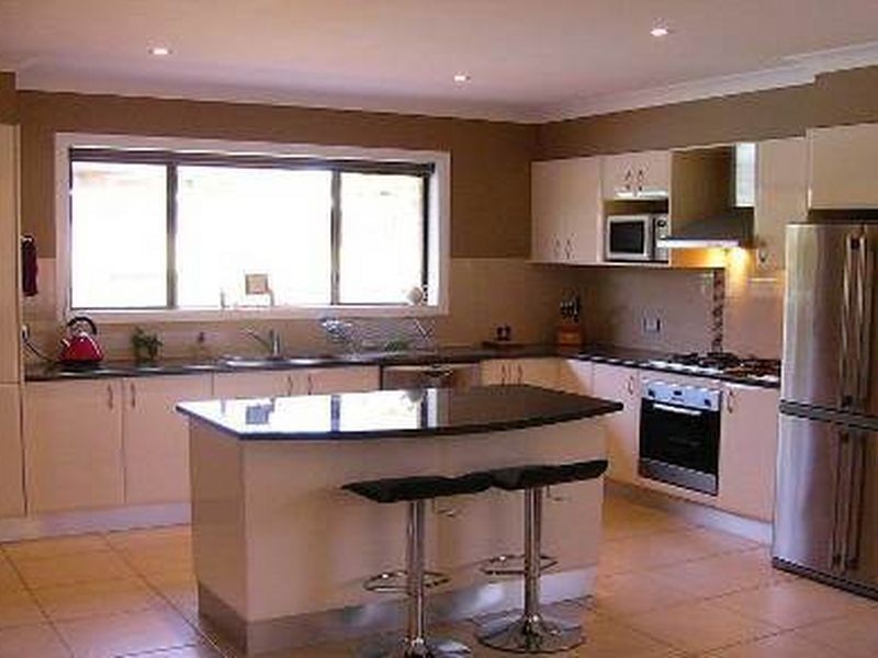 11 Haven Crescent, Yarravel NSW 2440