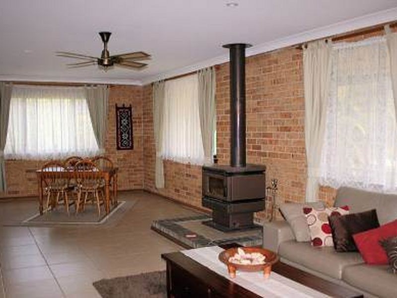 11 Haven Crescent, Yarravel NSW 2440