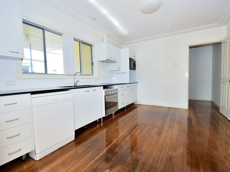 10 Harold Walker Avenue, West Kempsey NSW 2440