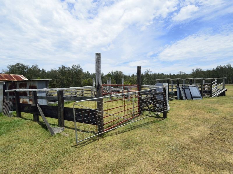 653 Maria River Rd, Crescent Head NSW 2440