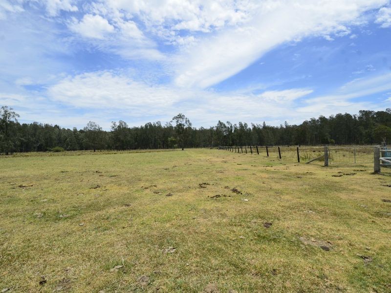 653 Maria River Rd, Crescent Head NSW 2440