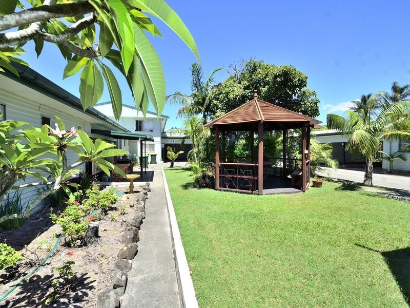 1 Baker Drive, Crescent Head NSW 2440