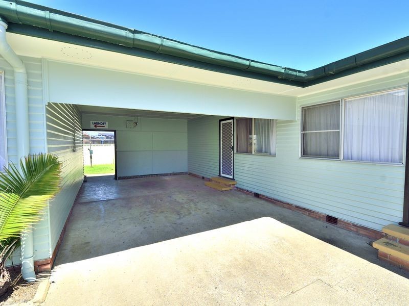 1 Baker Drive, Crescent Head NSW 2440