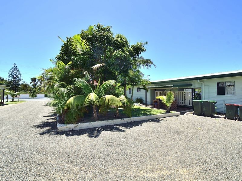 1 Baker Drive, Crescent Head NSW 2440