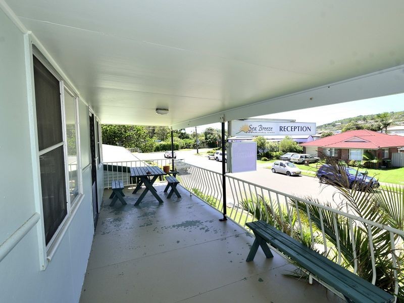 1 Baker Drive, Crescent Head NSW 2440
