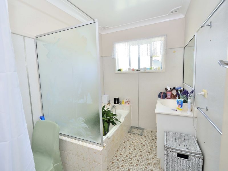 1 Baker Drive, Crescent Head NSW 2440