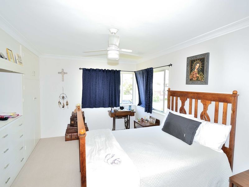 1 Baker Drive, Crescent Head NSW 2440