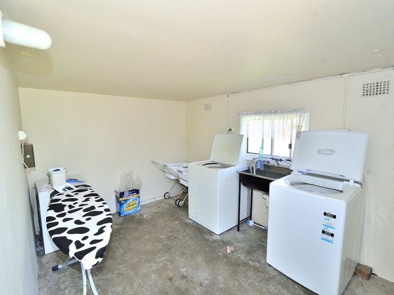 1 Baker Drive, Crescent Head NSW 2440