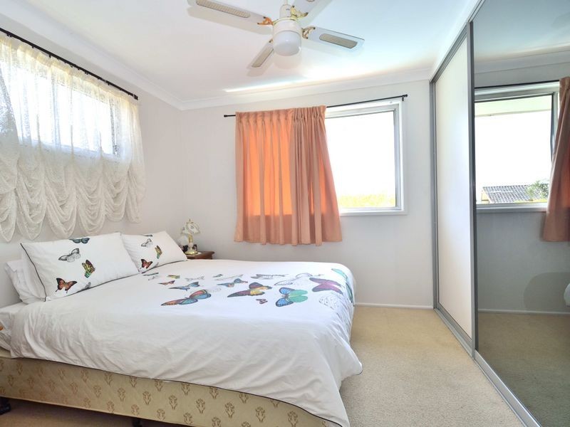 2 Ronald Robinson Pl, Kempsey NSW 2440