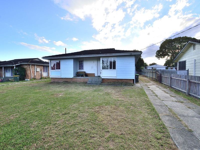 4 Robert Eggins St, South Kempsey NSW 2440
