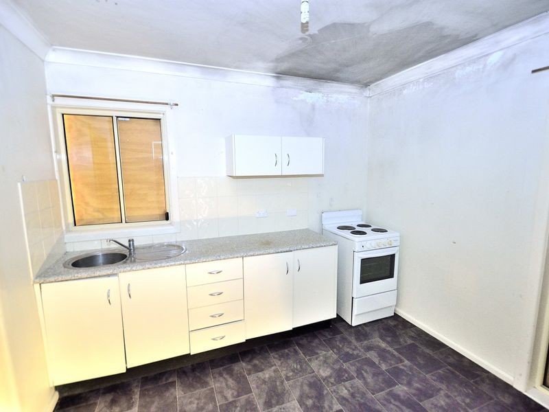 5 Milton Barnett Street, West Kempsey NSW 2440