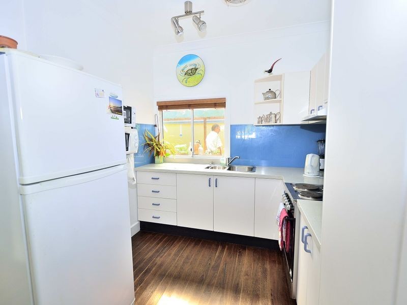 41 Straight Street, Hat Head NSW 2440