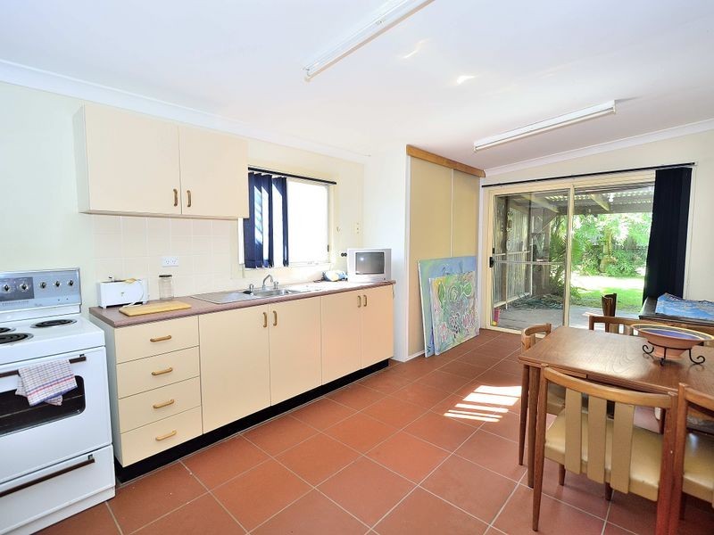 41 Straight Street, Hat Head NSW 2440
