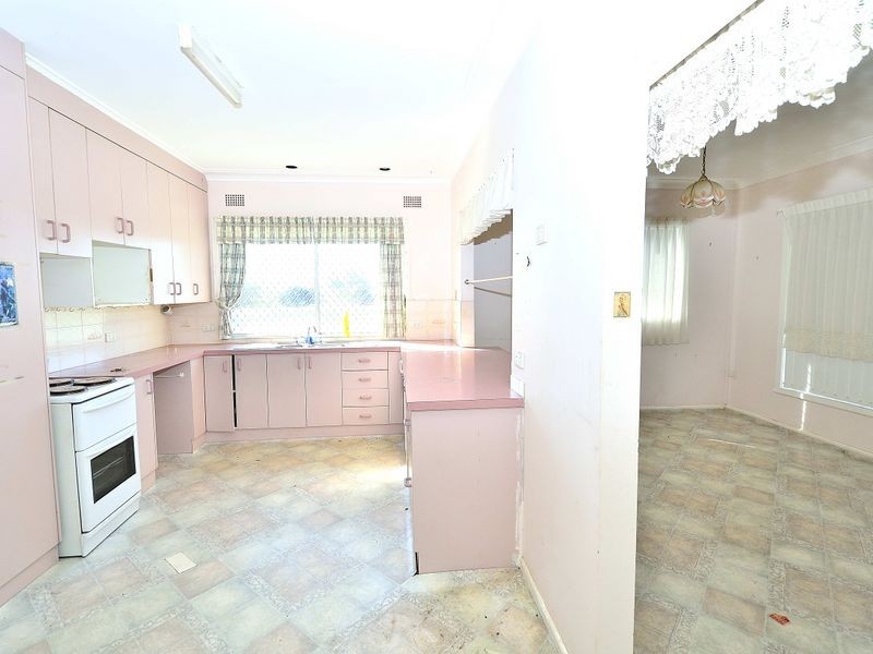 8 Leith Street, West Kempsey NSW 2440