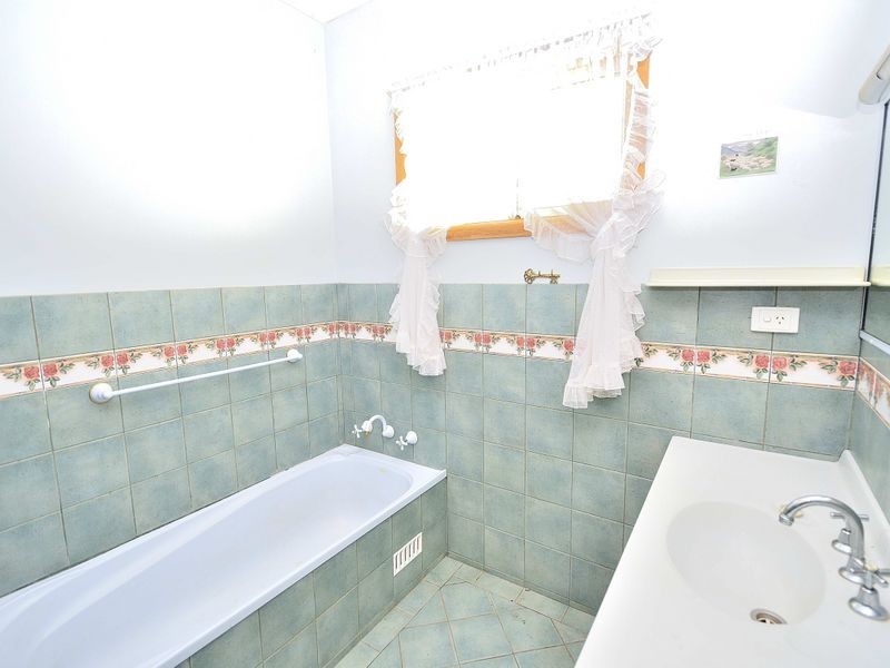 8 Leith Street, West Kempsey NSW 2440