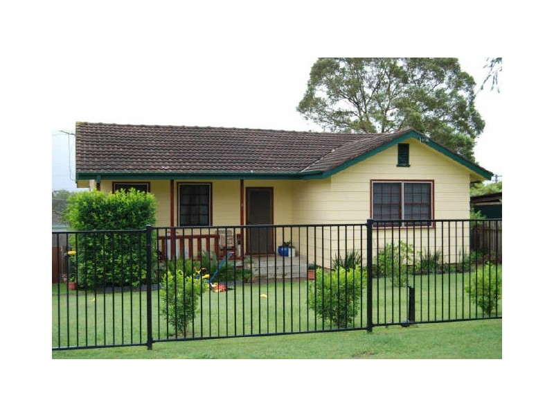 3 Gordon Nixon Avenue, Kempsey NSW 2440