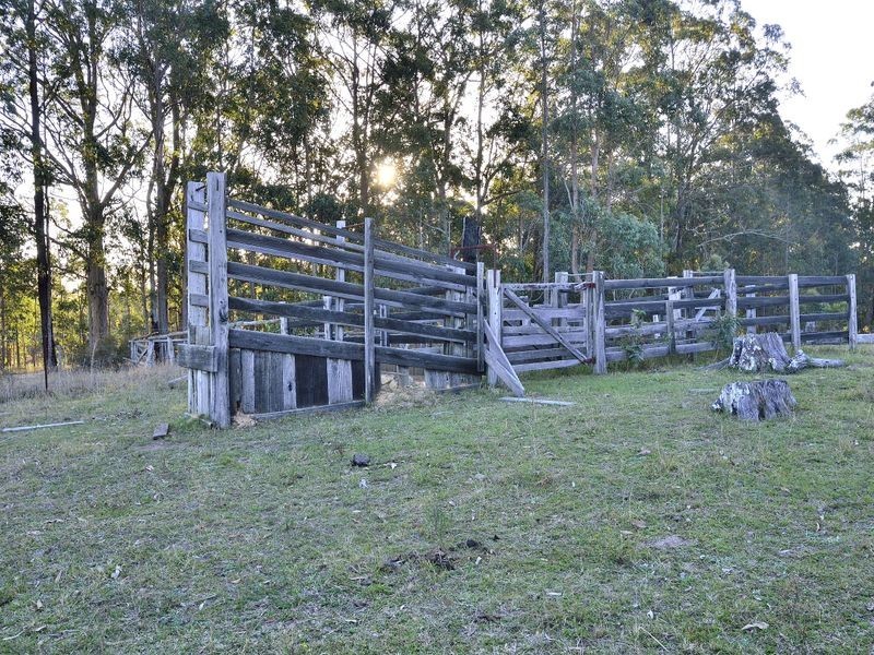 Chain ‘O’ Ponds Road, Collombatti NSW 2440