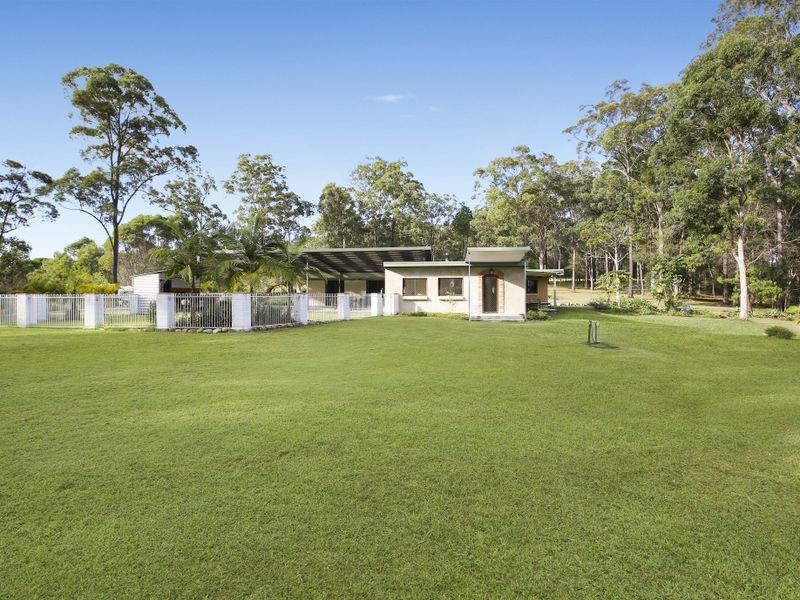 397 Gowings Hill Road, Dondingalong NSW 2440