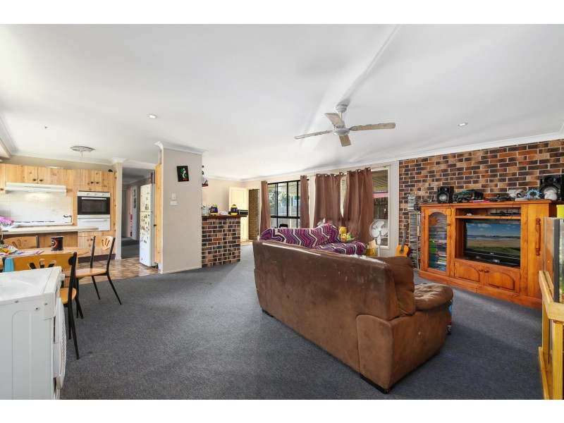 38 Alverton Street, Greenhill NSW 2440