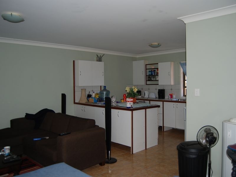 9 Robert Eggins, South Kempsey NSW 2440