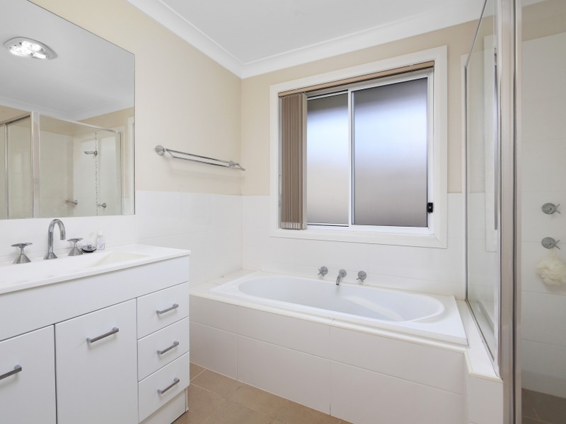 11 Hilton Trotter Place, West Kempsey NSW 2440